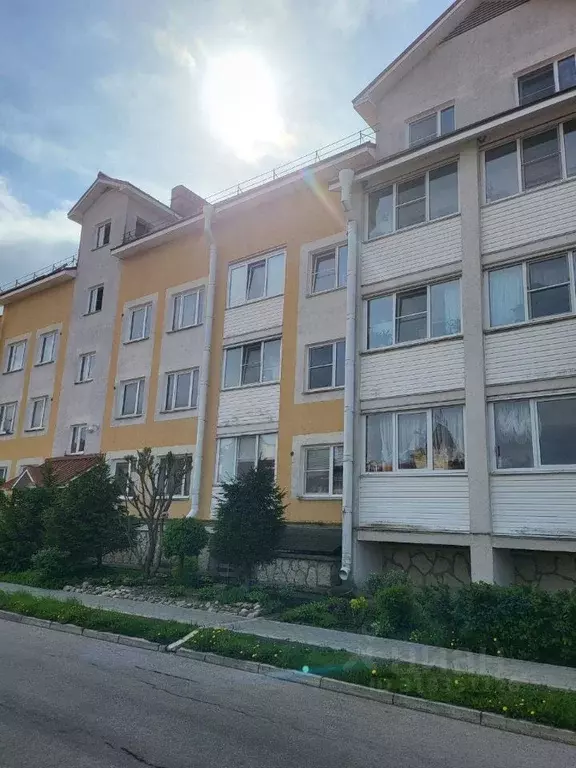 3-к кв. Санкт-Петербург, Санкт-Петербург, Сестрорецк ул. Александра ... - Фото 0