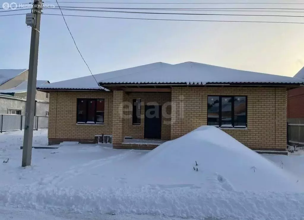 Дом в село Ивановка, Советская улица (165 м) - Фото 1