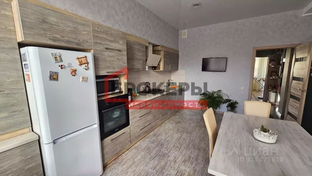2-к кв. Севастополь ул. Степаняна, 10А (74.0 м) - Фото 1