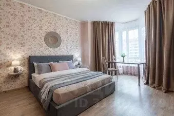 2-к кв. Красноярский край, Красноярск ул. Алексеева, 93 (80.0 м) - Фото 0