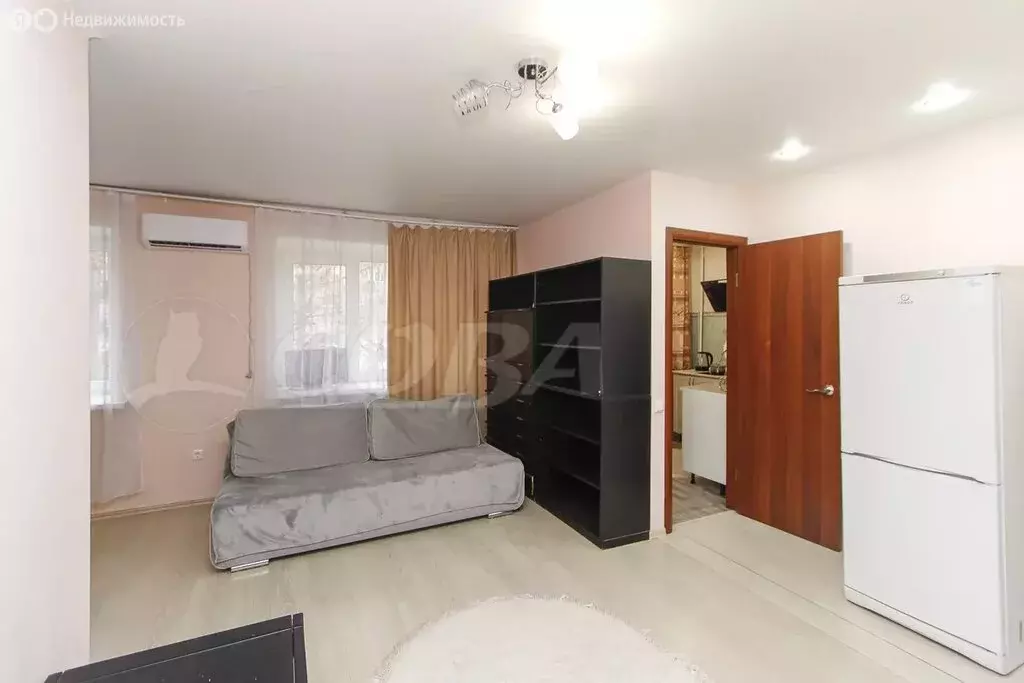 2-комнатная квартира: Тюмень, улица Луначарского, 57 (41 м) - Фото 2