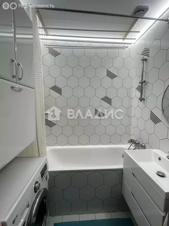 2-комнатная квартира: село Тарасовка, Центральная улица, 11 (46.8 м) - Фото 1