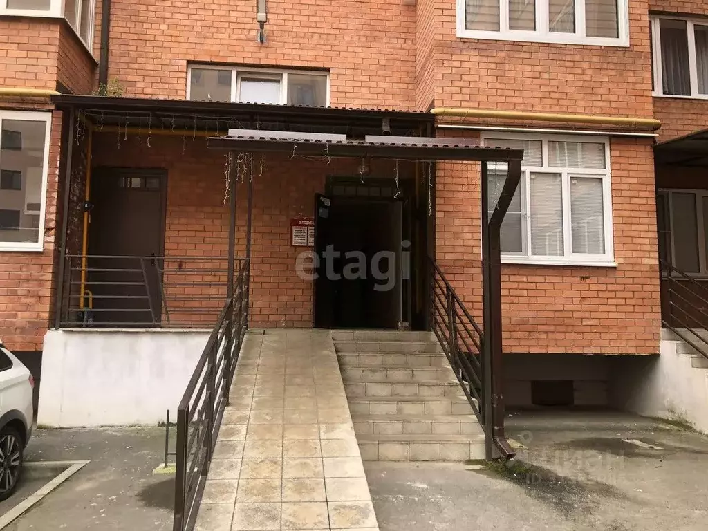 1-к кв. Северная Осетия, Владикавказ ул. Зураба Магкаева, 83к5А (40.0 ... - Фото 0