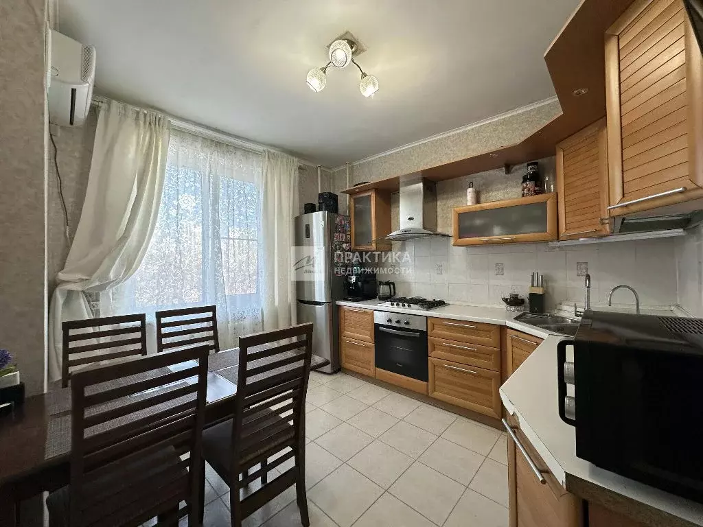 Продается 3-комнатная квартира - Фото 1