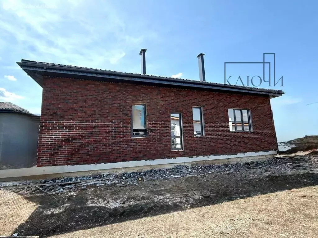 Дом в Челябинская область, Магнитогорск (180 м) - Фото 1