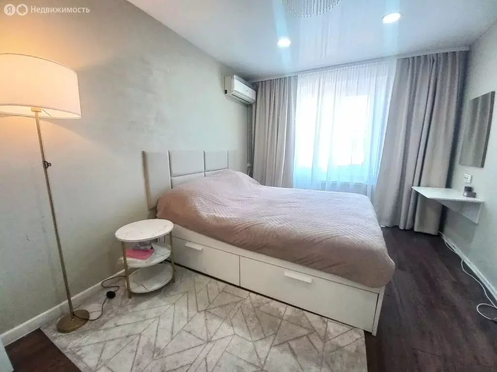 3-комнатная квартира: Комсомольск-на-Амуре, улица Сидоренко, 15 (59.9 ... - Фото 2
