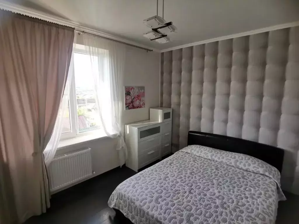 1-к кв. Краснодарский край, Горячий Ключ ул. Ленина, 49 (42.0 м) - Фото 0