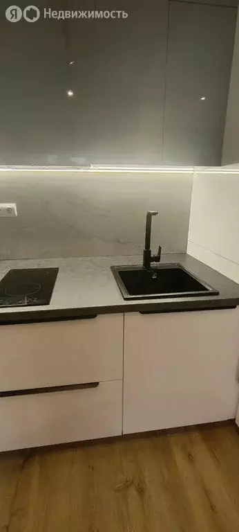 1-комнатная квартира: Калининград, Артиллерийская улица, 87 (45 м) - Фото 1