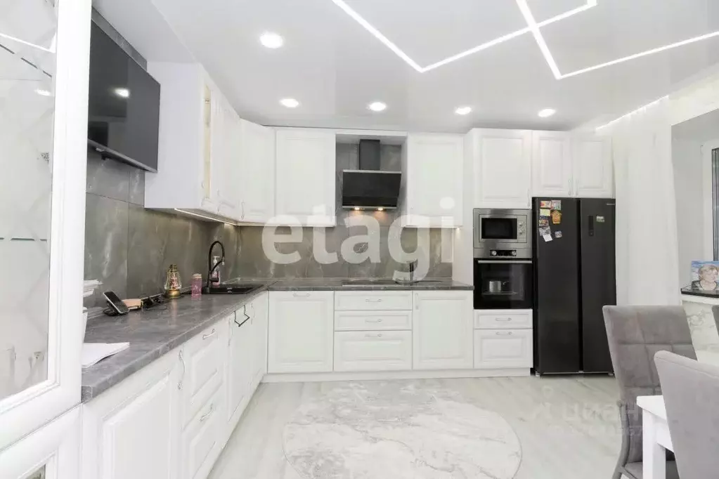 3-к кв. Красноярский край, Красноярск ул. Шахтеров, 8 (83.6 м) - Фото 2