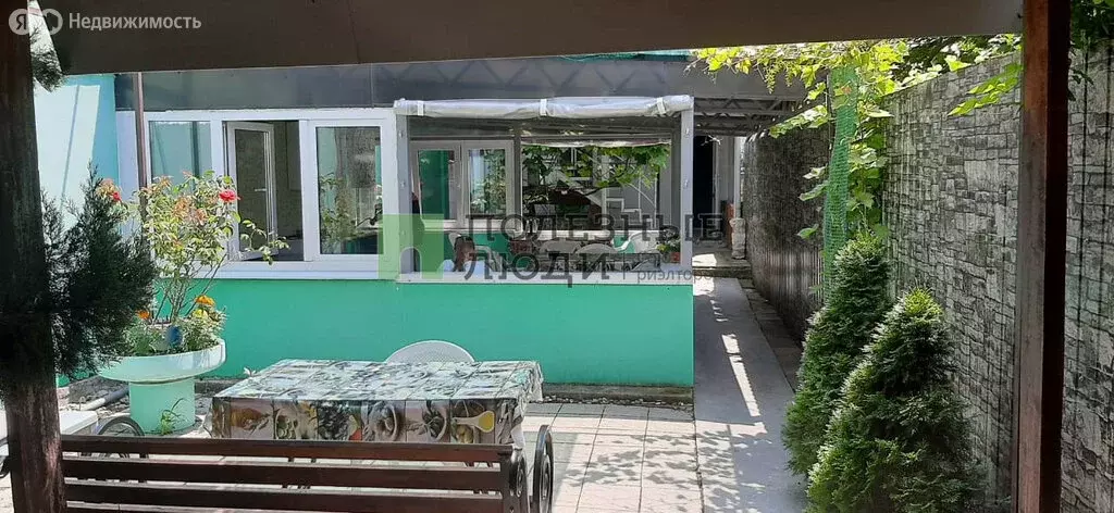 Дом в Геленджик, Пионерская улица, 13А (234.7 м) - Фото 1