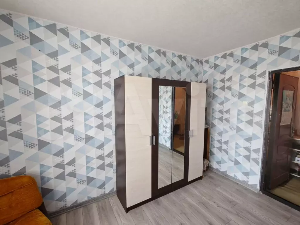 Комната 14 м в 4-к., 8/9 эт. - Фото 0