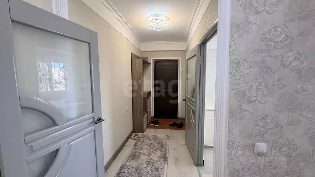 3-к кв. Дагестан, Каспийск ул. Амет-хан Султана, 34 (63.0 м) - Фото 1