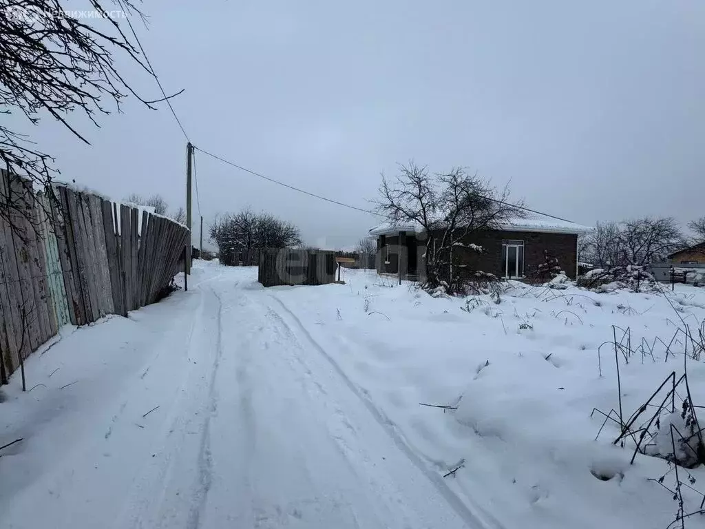 Дом в посёлок Путёвка, территория садоводческого общества Снежка (30 ... - Фото 0