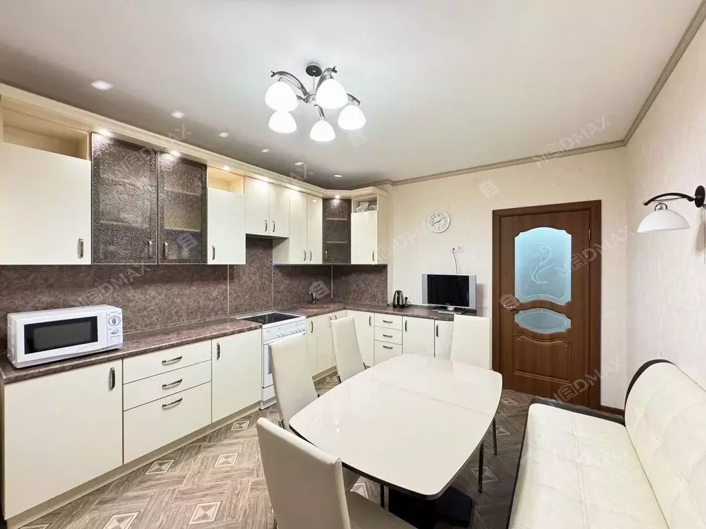 2-к кв. Санкт-Петербург просп. Героев, 18 (70.0 м) - Фото 2