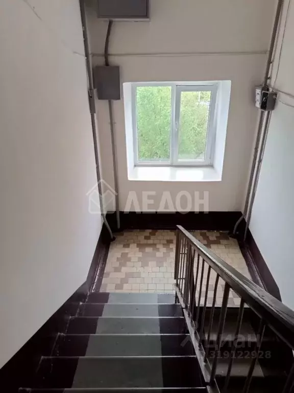 2-к кв. Омская область, Омск Привокзальный мкр, ул. Карбышева, 25 ... - Фото 1