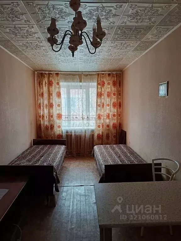 Комната Челябинская область, Миасс Керченская ул., 38 (14.6 м) - Фото 1