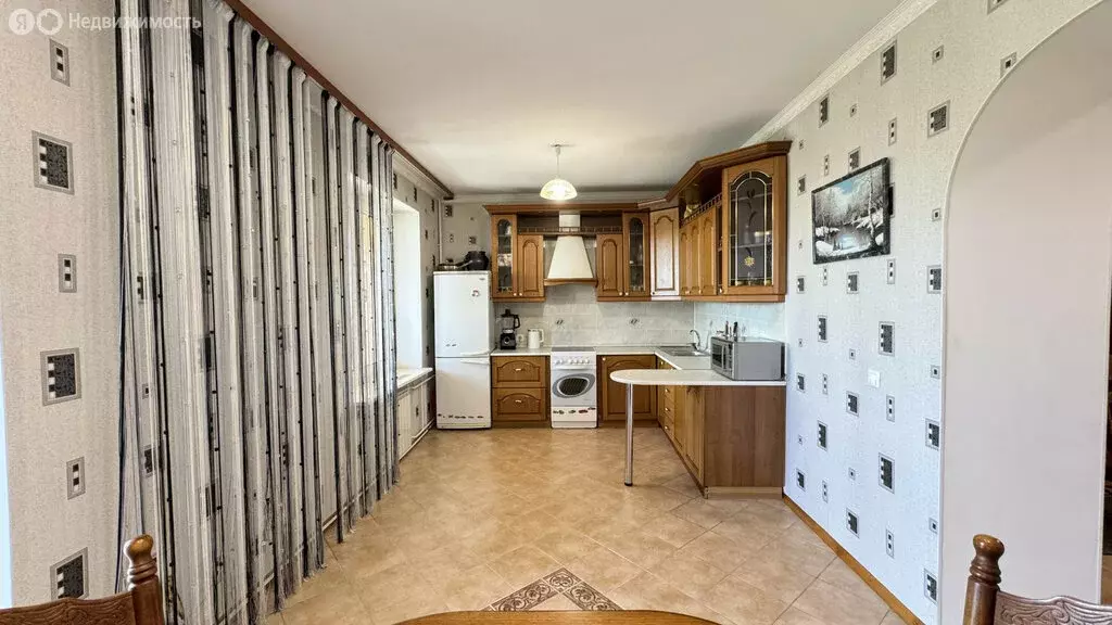 3-комнатная квартира: Иркутск, улица Ломоносова, 74/1 (129.4 м) - Фото 1