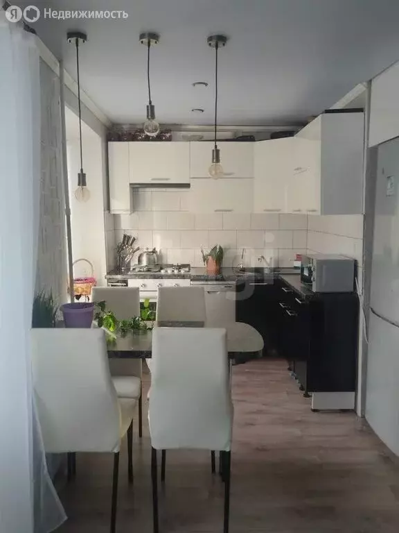 3-комнатная квартира: Бакал, улица Пугачёва, 9 (60.2 м) - Фото 1