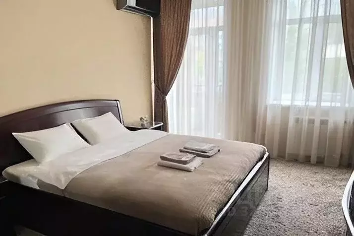 2-к кв. Приморский край, Владивосток ул. 1-я Морская, 16А (52.0 м) - Фото 0
