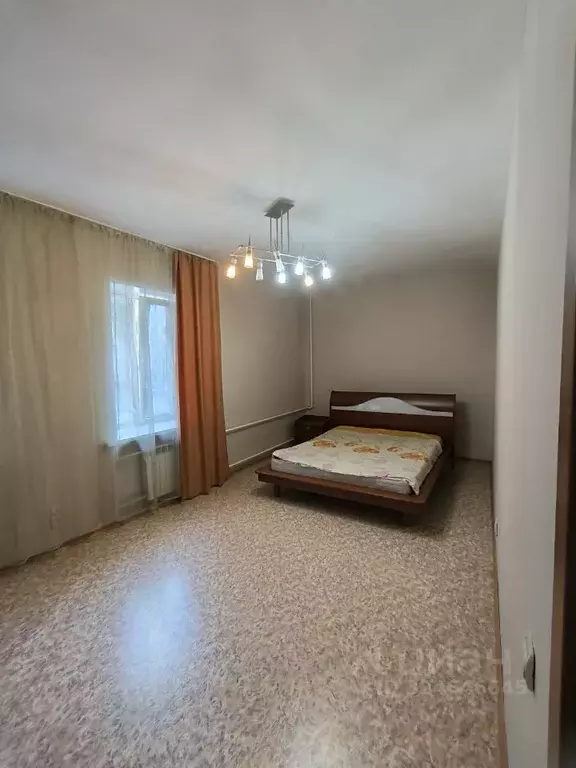 3-к кв. Кемеровская область, Новокузнецк ул. Ленина, 35 (76.4 м) - Фото 1