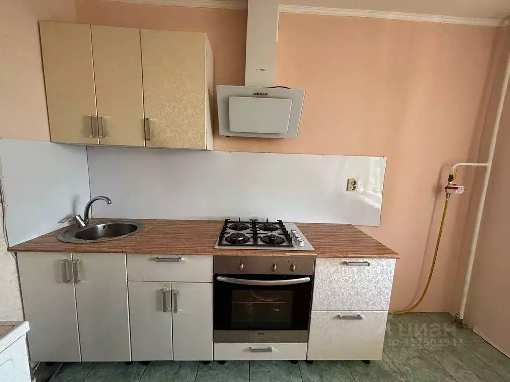 2-к кв. Оренбургская область, Оренбург ул. Чернышевского, 32 (47.5 м) - Фото 0