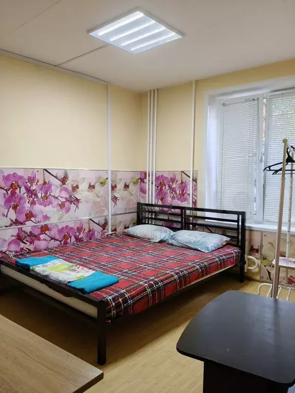 Комната 17 м в 4-к., 3/8 эт. - Фото 0