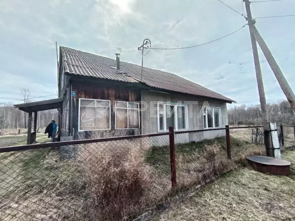 Дом в Тюменская область, Нижнетавдинский район, д. Веселая Грива Новая ... - Фото 0