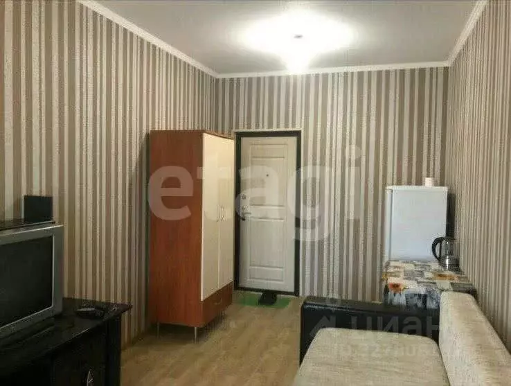 Комната Ханты-Мансийский АО, Сургут Привокзальная ул., 9 (15.1 м) - Фото 1