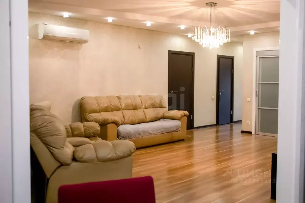 3-к кв. Самарская область, Самара Парковый пер., 5 (106.3 м) - Фото 1