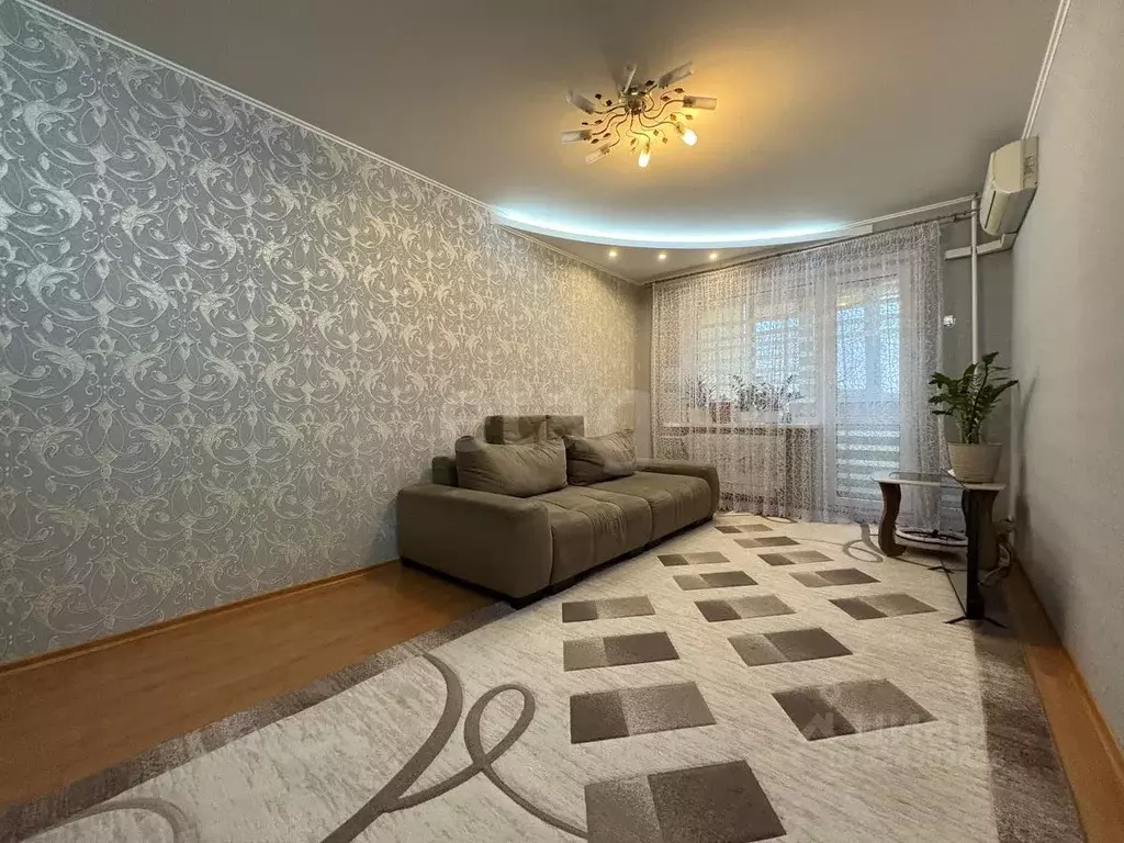 3-к кв. Белгородская область, Белгород ул. Конева, 5 (70.7 м) - Фото 1