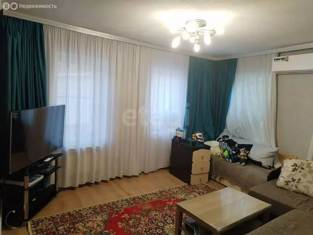 2-комнатная квартира: Ростов-на-Дону, улица Саши Чебанова, 29 (42 м) - Фото 0