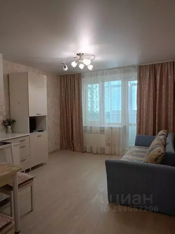 Студия Тюменская область, Тюмень ул. Павла Шарова, 5 (38.0 м) - Фото 1