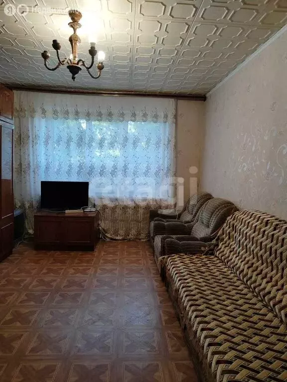3-комнатная квартира: Губкин, улица Космонавтов, 11 (63.5 м) - Фото 2