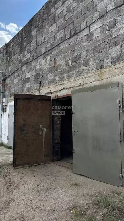 Гараж в Бурятия, Улан-Удэ ул. Земнухова, 18 (19 м) - Фото 1