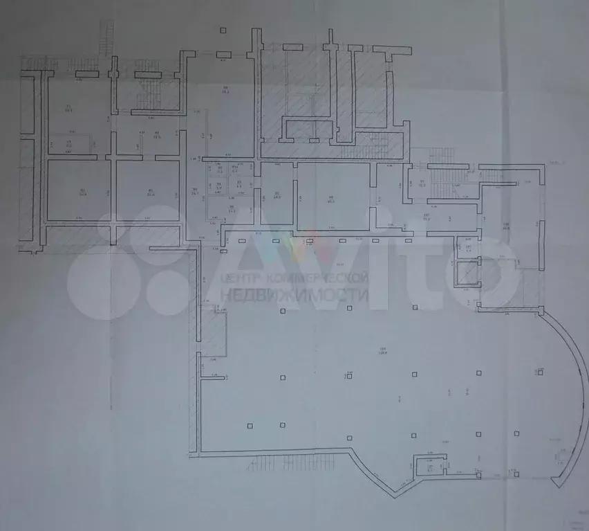 Продажа торгового помещения 1424 м2 на Айской - Фото 0