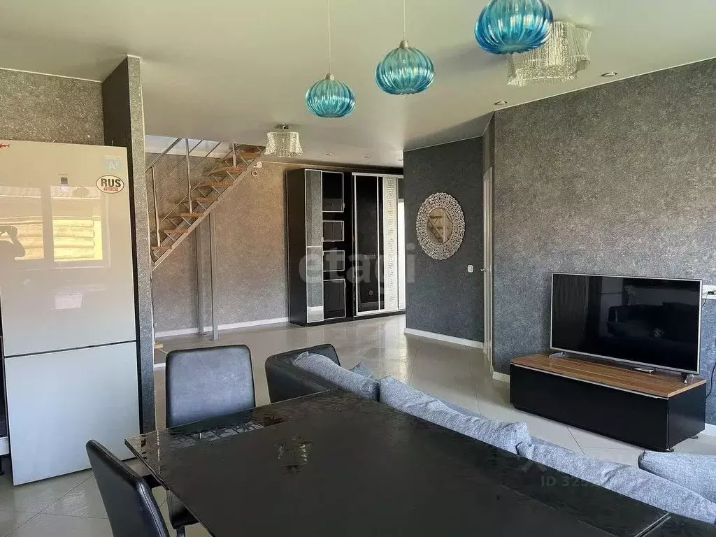 Дом в Свердловская область, Полевской муниципальный округ, с. ... - Фото 1