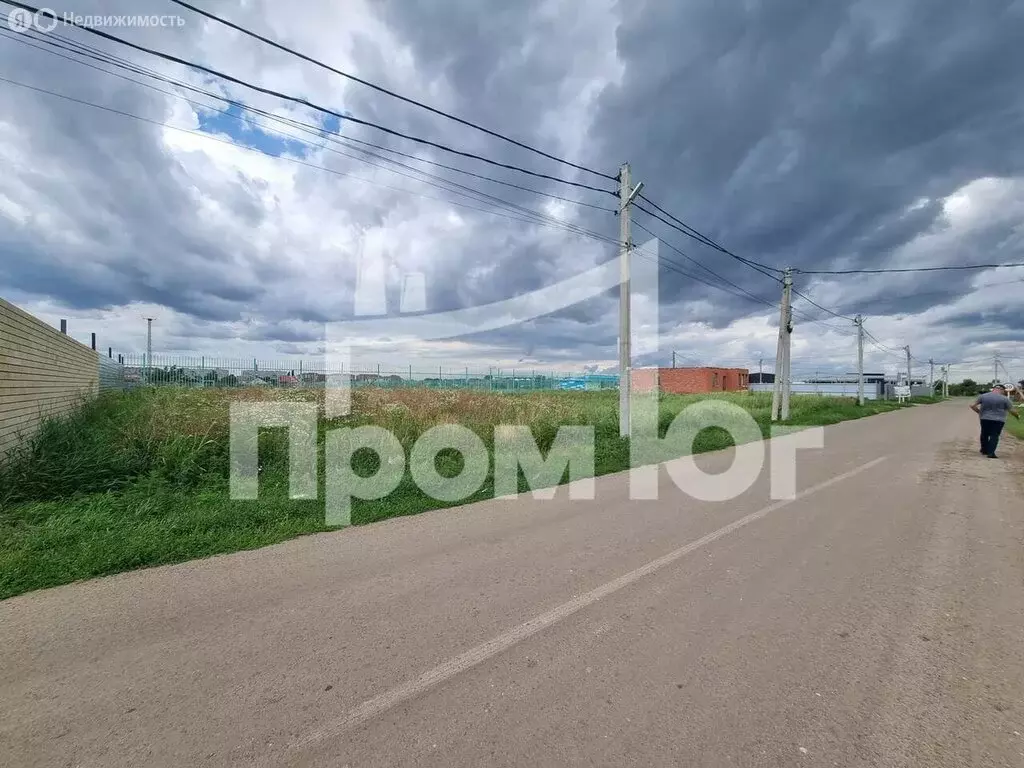 Участок в посёлок городского типа Энем, Бжедугская улица, 1 (8 м) - Фото 0