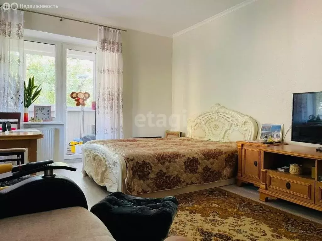 1-комнатная квартира: Калининград, улица Сержанта Мишина, 3 (44 м) - Фото 0