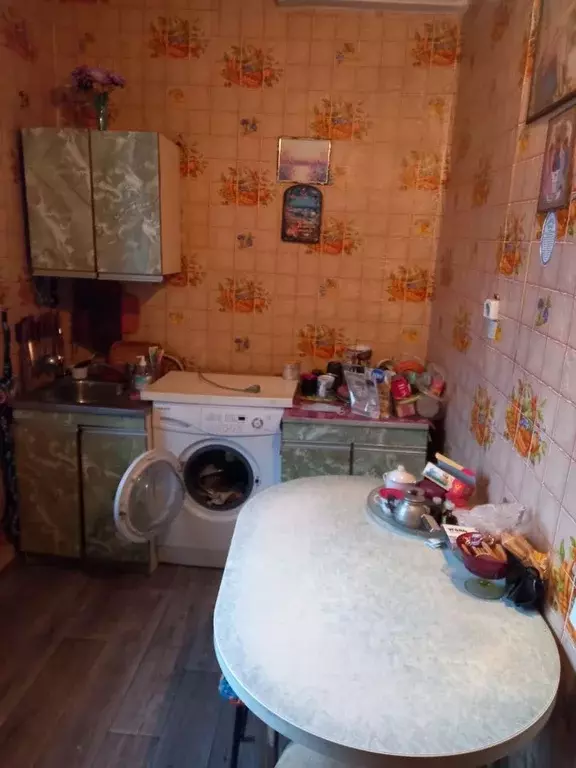 2-к кв. Хакасия, Черногорск Октябрьская ул., 40 (60.0 м) - Фото 1