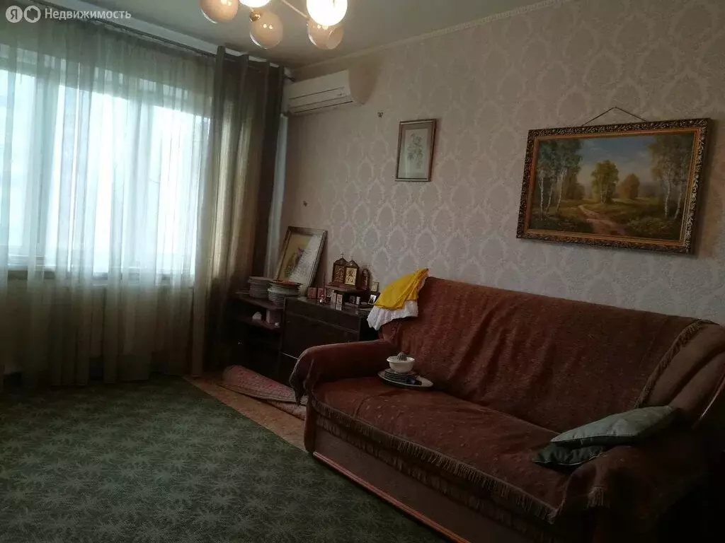 3-комнатная квартира: Белгород, 10-й микрорайон, Спортивная улица, 1 ... - Фото 2