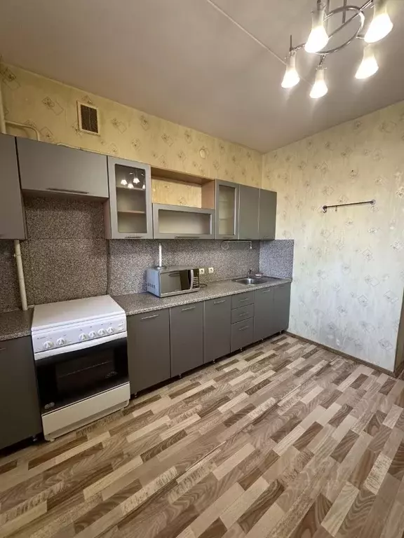 1-к кв. Татарстан, Казань ул. Тихомирнова, 7 (40.0 м) - Фото 1