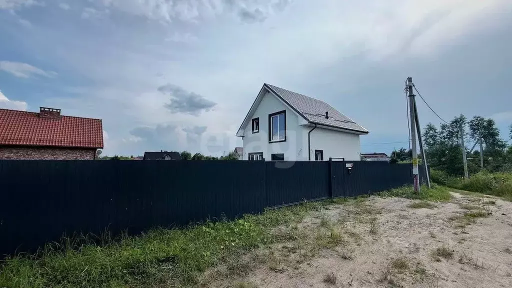 Дом в Калининградская область, Гурьевский муниципальный округ, пос. ... - Фото 1