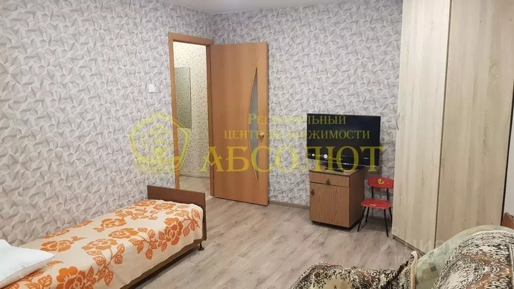 2-к кв. Свердловская область, Ревда Российская ул., 28А (45.7 м) - Фото 2