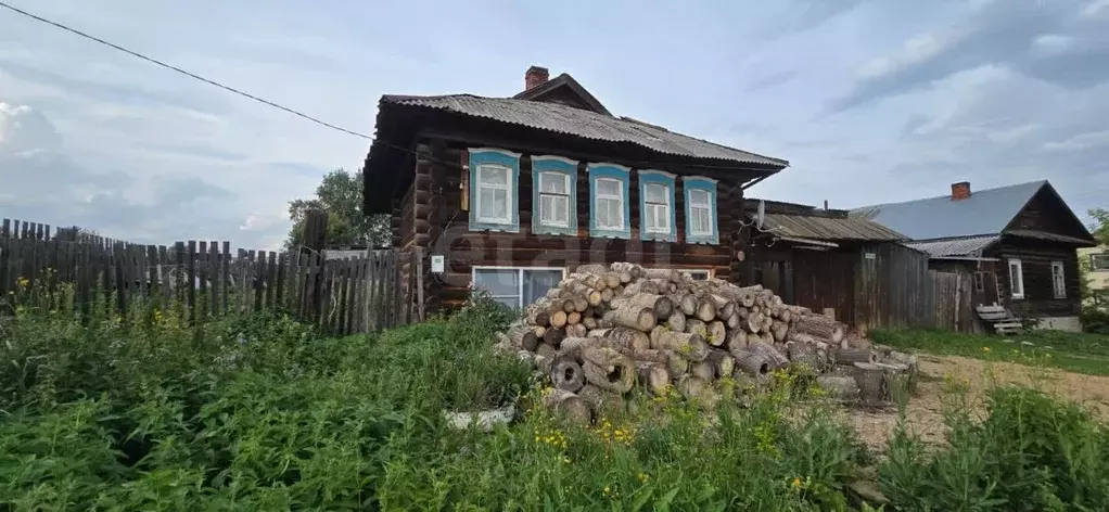 Дом в Свердловская область, Горноуральский муниципальный округ, с. ... - Фото 1