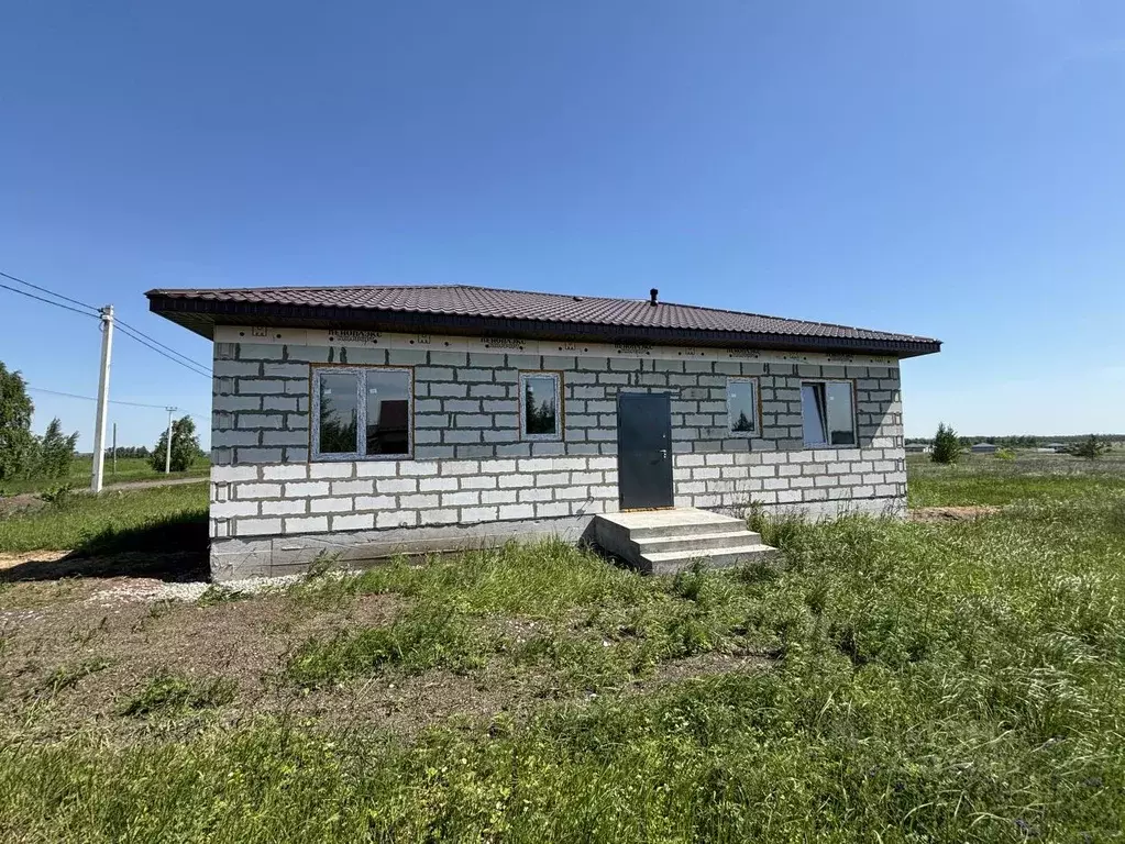 Дом в Челябинская область, Красноармейский район, д. Круглое ул. ... - Фото 0