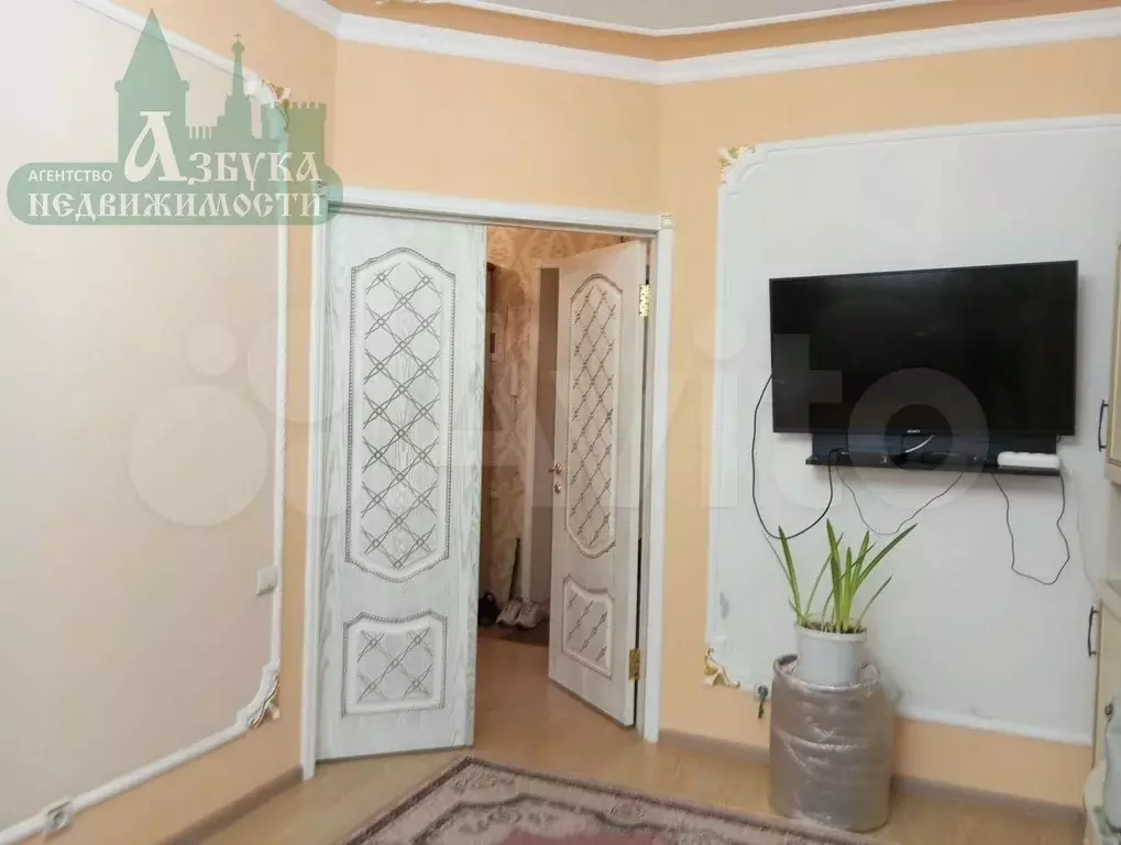 2-к. квартира, 57 м, 2/4 эт. - Фото 1