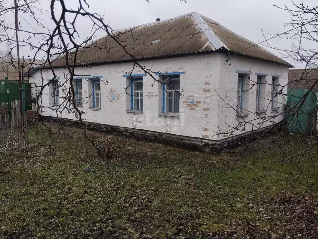 Дом в Белгородская область, Старооскольский городской округ, с. ... - Фото 0