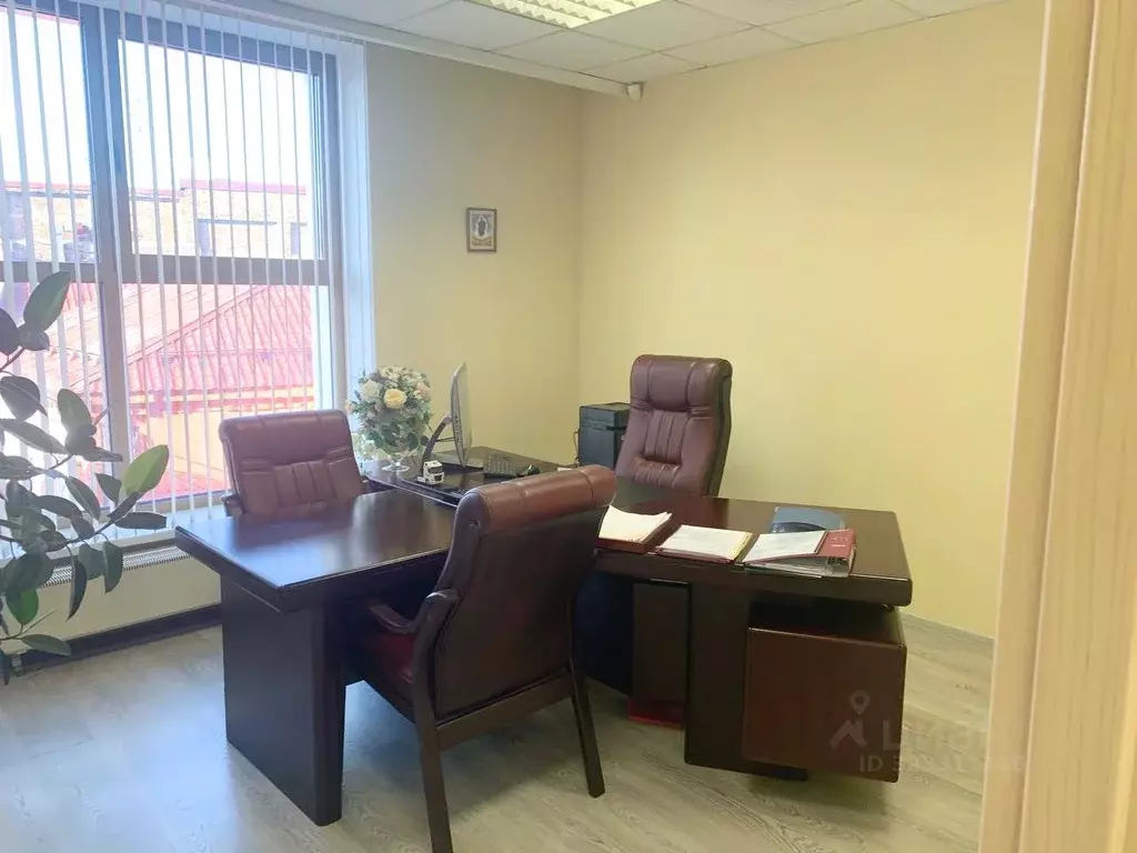 Офис в Омская область, Омск ул. Гагарина, 14 (60 м) - Фото 1