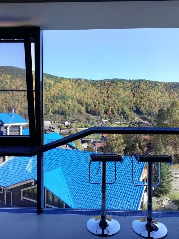 1-к кв. Иркутская область, Иркутский муниципальный округ, Листвянка рп ... - Фото 1