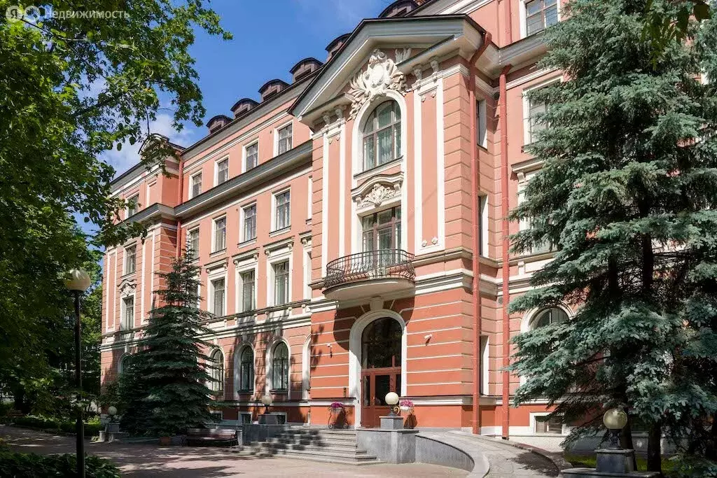 6-комнатная квартира: Санкт-Петербург, Очаковская улица, 6 (305 м) - Фото 1